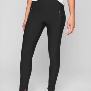 Athleta stellar Black High-Waisted Leggings with Zipper Pockets